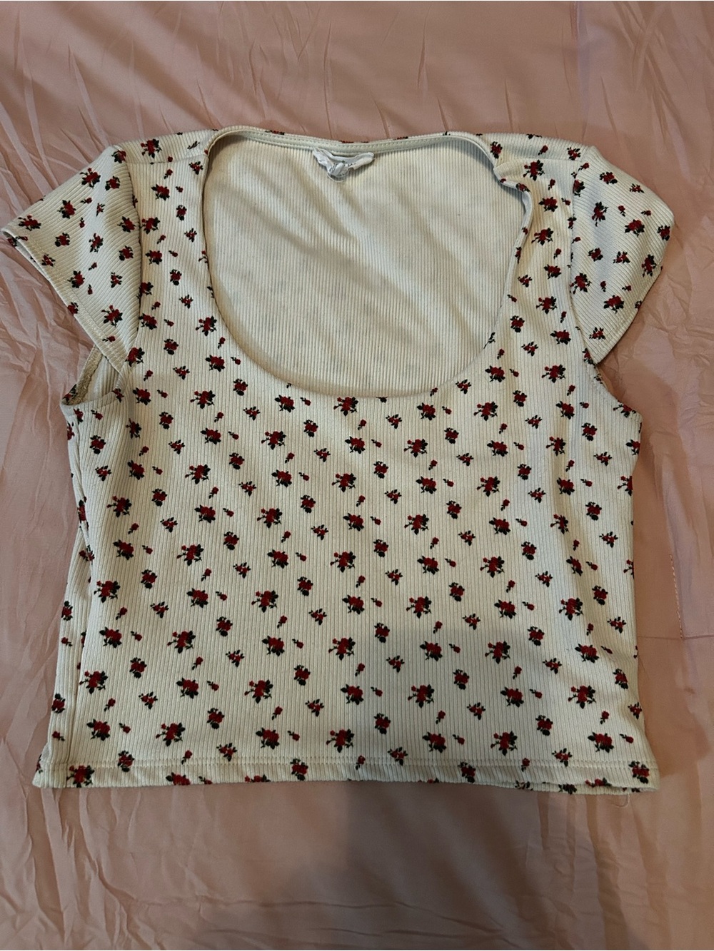 Cream Floral Ribbed Scoop Crop Top. Size Small.